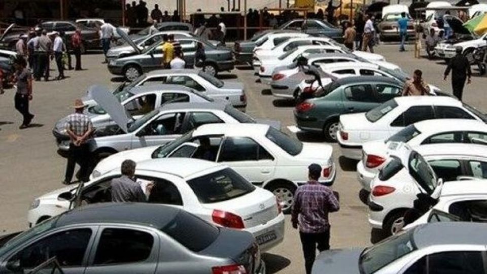 سیگنالهای ضدو نقیض به بازار خودرو سیگنالهای ضدو نقیض به بازار خودرو