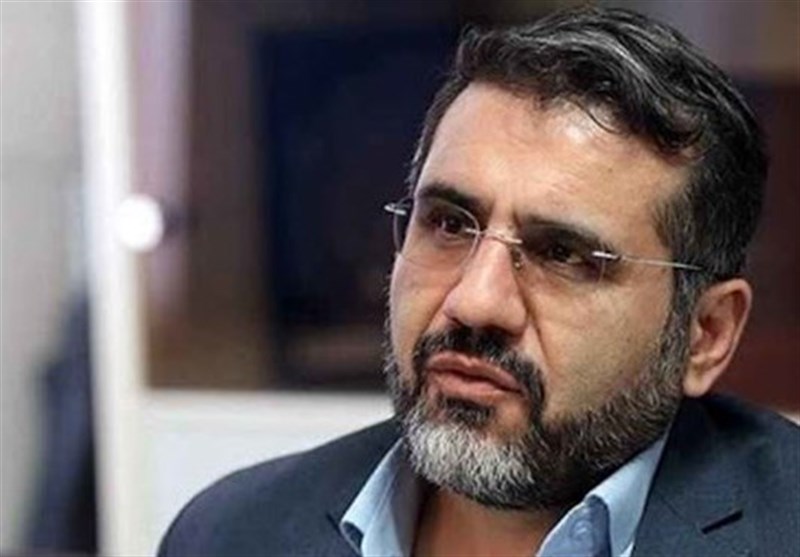 وزیر ارشاد: صداوسیما با ۴۰ هزار کارمند و این همه شبکه، بدون قانون اداره میشود وزیر ارشاد: صداوسیما با ۴۰ هزار کارمند و این همه شبکه، بدون قانون اداره میشود