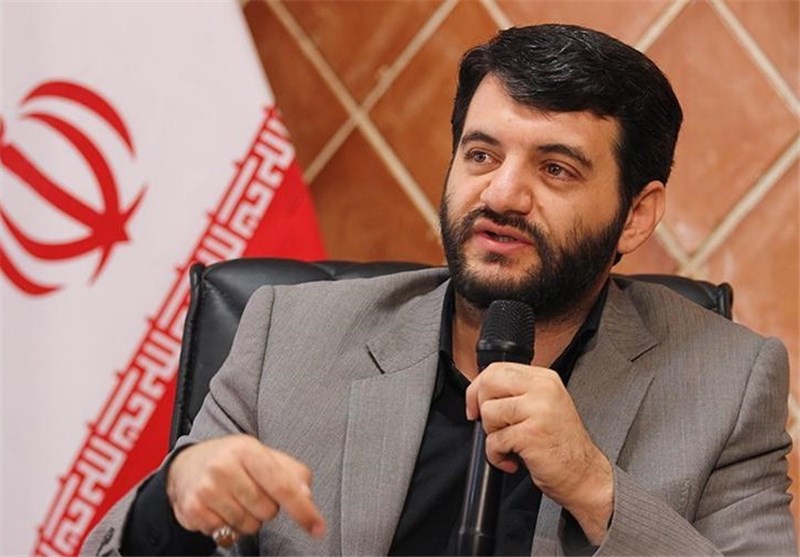 حمله به نمایندهای که از وزیر کار انتقاد کرد؛ حمله به نمایندهای که از وزیر کار انتقاد کرد؛
