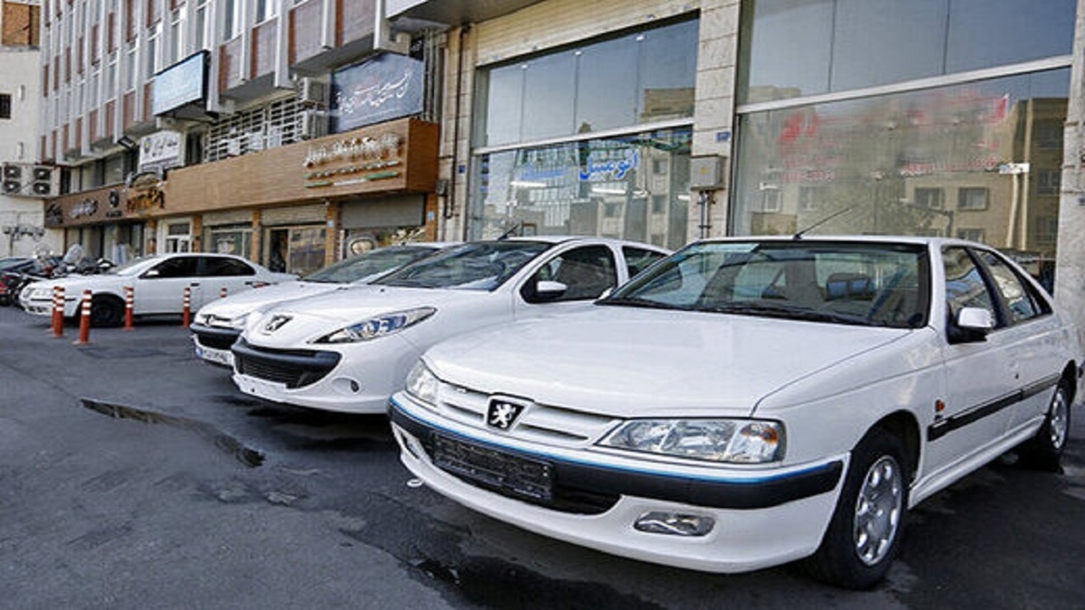 قیمت خودروهای داخلی در بازار آزاد در ۲۹ فروردین ۱۴۰۱+ جدول قیمت خودروهای داخلی در بازار آزاد در ۲۹ فروردین ۱۴۰۱+ جدول
