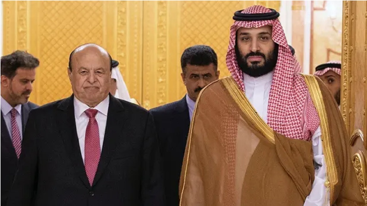 وال استریت ژورنال: منصور هادی در حصر خانگی است / بن سلمان او را مجبور به استعفا کرده بود وال استریت ژورنال: منصور هادی در حصر خانگی است / بن سلمان او را مجبور به استعفا کرده بود