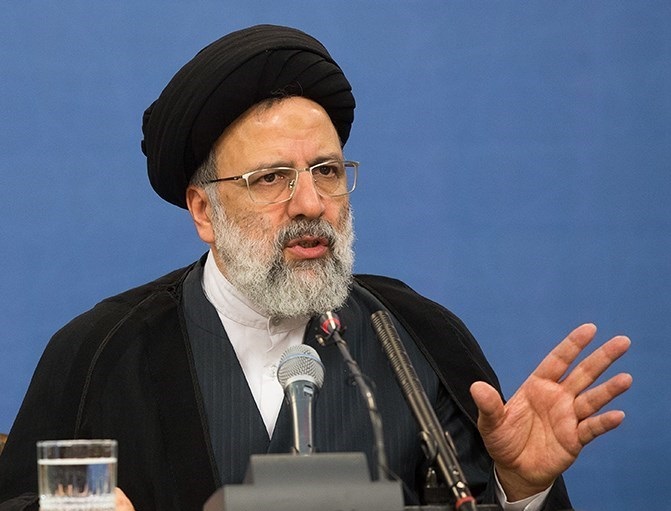 دستور رئیسی درمورد مدیران باقی مانده از دولت قبل / سخنگوی دولت: رئیس&zwnj;جمهور تاکید دارد که بانیان وضع موجود نمی&zwnj;توانند حل کننده مشکلات باشند