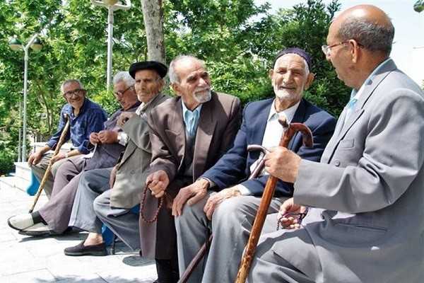 بازنشستگان تامين اجتماعي به حق خود ميرسند بازنشستگان تامين اجتماعي به حق خود ميرسند