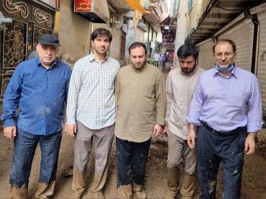 حمله تند روزنامه اصولگرا به نمایندگان پس از گرفتن عکس یادگاری در امامزاده داوود حمله تند روزنامه اصولگرا به نمایندگان پس از گرفتن عکس یادگاری در امامزاده داوود