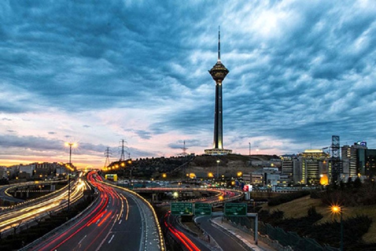 وزش باد شدید در پایتخت از دوشنبه/ تهران گرمتر میشود وزش باد شدید در پایتخت از دوشنبه/ تهران گرمتر میشود
