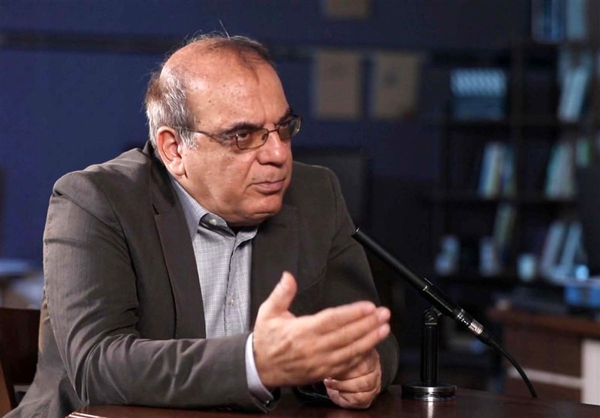 عباس عبدی: شوروی یکدندگی کرد و فروپاشید عباس عبدی: شوروی یکدندگی کرد و فروپاشید