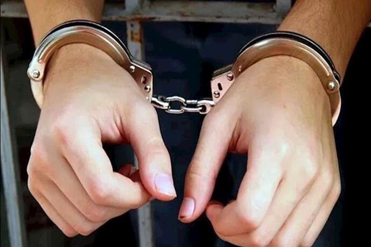 بارداری دختر ۱۵ ساله از مرد هوسران؛ او مرا وادار میکرد با دوستانش ارتباط بگیرم! بارداری دختر ۱۵ ساله از مرد هوسران؛ او مرا وادار میکرد با دوستانش ارتباط بگیرم!