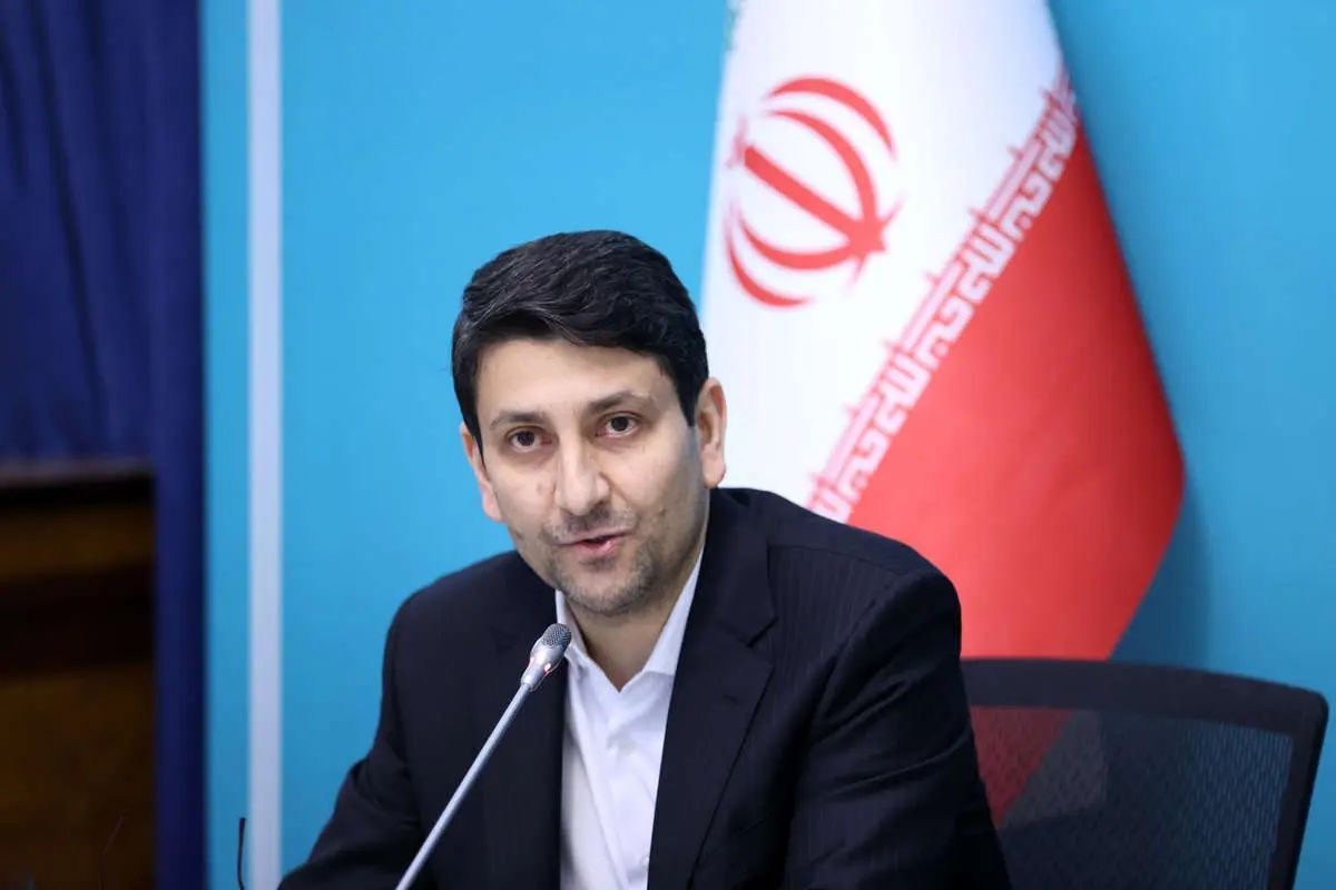 وزیر ارتباطات: فرایند بازگرداندن اینترنت به وضعیت قبل از دی ماه ۱۴۰۴، آغاز شده/ محدودیتهای اینترنتی خسارات قابل توجهی وارد کرد؛ استمرار این وضعیت میتوانست زمینهساز مهاجرت نیروهای انسانی نخبه و گسترش الگوهای ارتباطی خارج از چارچوب حکمرانی رسمی کشور شود وزیر ارتباطات: فرایند بازگرداندن اینترنت به وضعیت قبل از دی ماه ۱۴۰۴، آغاز شده/ محدودیتهای اینترنتی خسارات قابل توجهی وارد کرد؛ استمرار این وضعیت میتوانست زمینهساز مهاجرت نیروهای انسانی نخبه و گسترش الگوهای ارتباطی خارج از چارچوب حکمرانی رسمی کشور شود